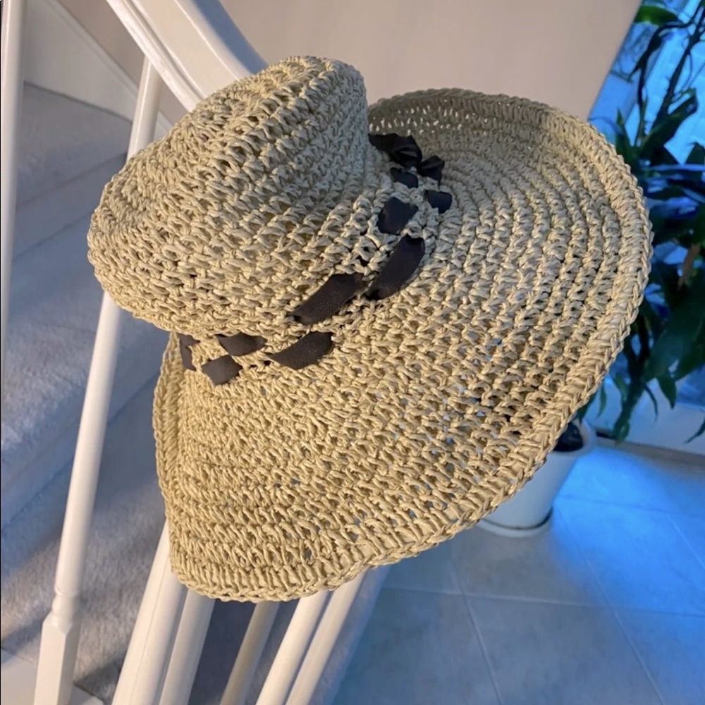 Women’s soft straw hat